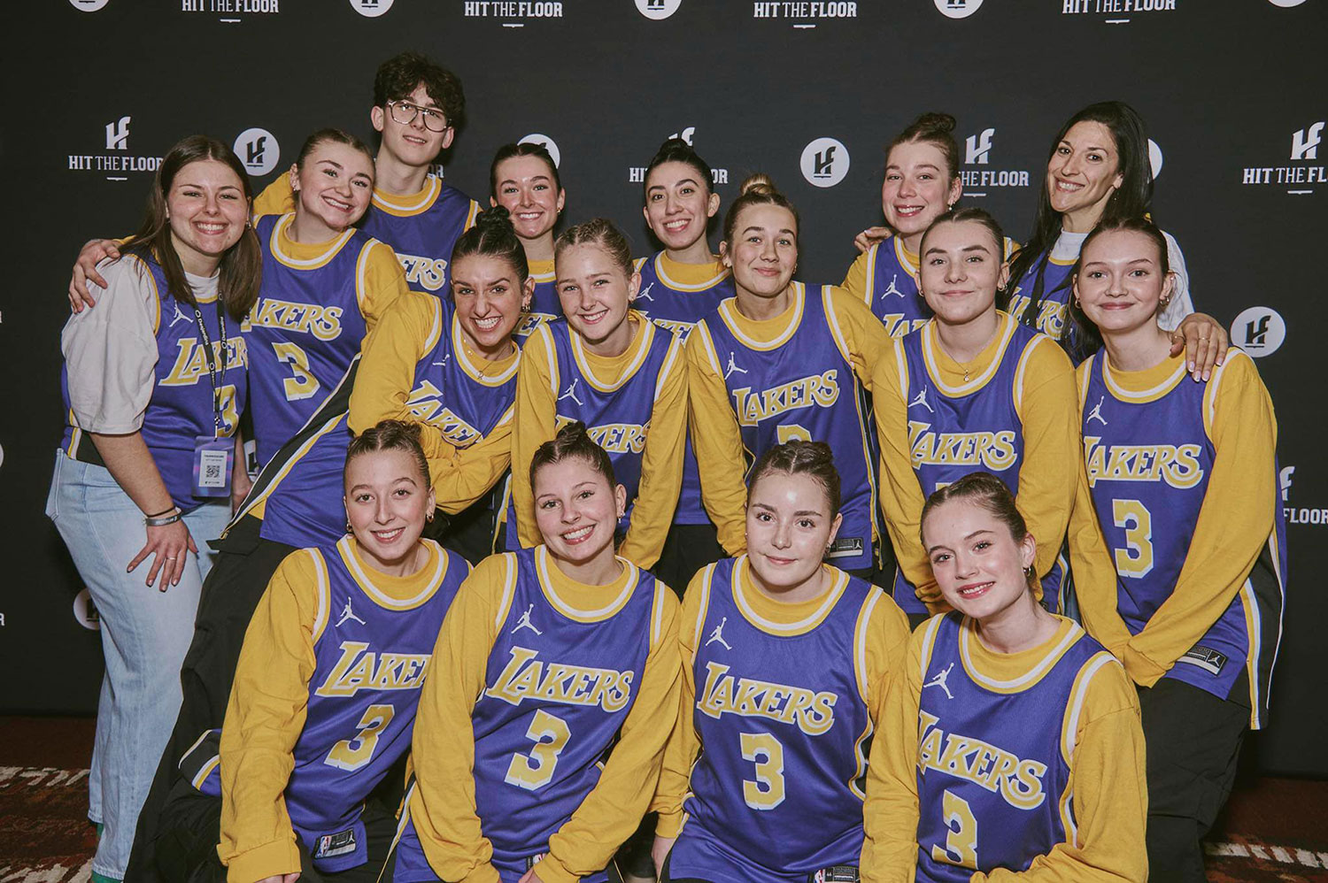photo-troupe-kickout-sdcm photo-troupe-kickout-sdcm